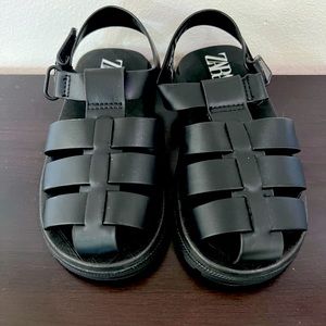 Zara - Lug Fishermen Sandals -Black